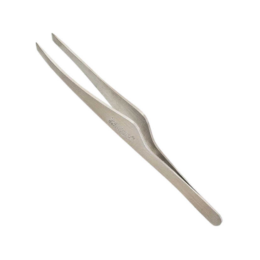 SOLINBERG - Professional slanted eyebrow tweezers in silver (Machine sharpened)